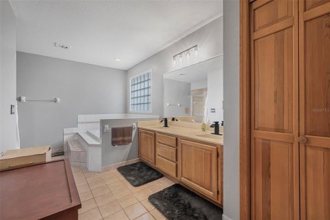 Casa en venta en Deltona, Florida, 3 dormitorios, 197.32 m2 № 1870427 - foto 25