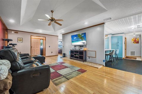 Casa en venta en Deltona, Florida, 3 dormitorios, 197.32 m2 № 1870427 - foto 16