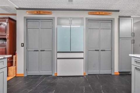Casa en venta en Deltona, Florida, 3 dormitorios, 197.32 m2 № 1870427 - foto 7