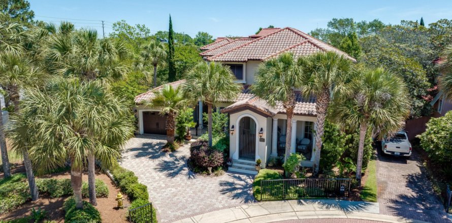 Villa ou maison à Miramar Beach, Floride 4 chambres, 311.78 m2 № 561031