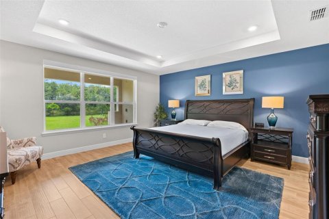 House in Orlando, Florida 5 bedrooms, 352.84 sq.m. № 2396389 - photo 14