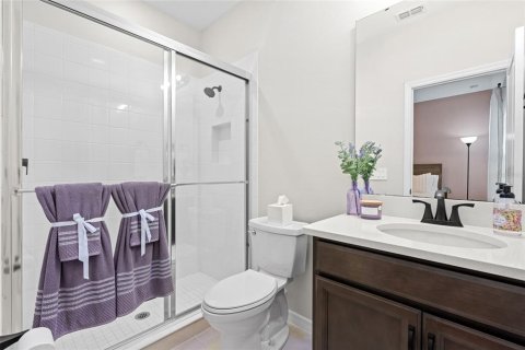 House in Orlando, Florida 5 bedrooms, 352.84 sq.m. № 2396389 - photo 23