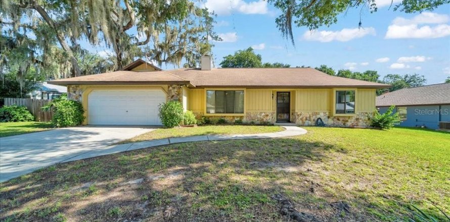Villa ou maison à Ocala, Floride 3 chambres, 159.23 m2 № 1796607