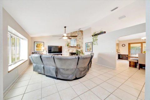 Villa ou maison à vendre à Ocala, Floride: 3 chambres, 159.23 m2 № 1796607 - photo 4