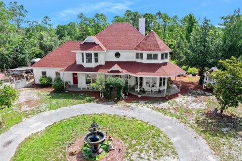 House in DeLand, Florida 6 bedrooms, 412.11 sq.m. № 1816815 - photo 4
