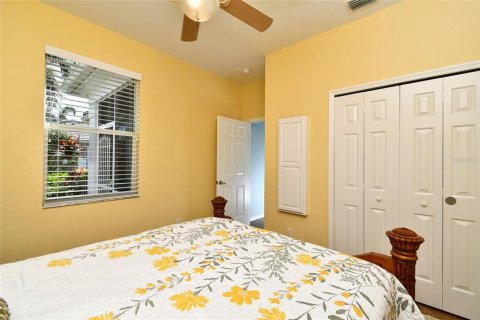 House in Punta Gorda, Florida 3 bedrooms, 142.6 sq.m. № 2258761 - photo 8