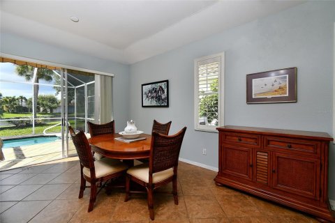 House in Punta Gorda, Florida 3 bedrooms, 142.6 sq.m. № 2258761 - photo 15