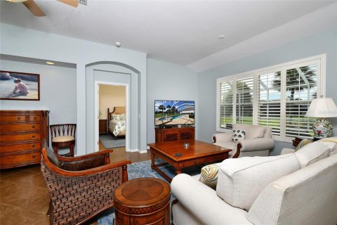 House in Punta Gorda, Florida 3 bedrooms, 142.6 sq.m. № 2258761 - photo 17