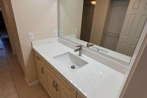 Copropriété à louer à Coral Springs, Floride: 2 chambres, 78.97 m2 № 2085938 - photo 6
