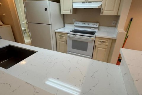 Condo à Coral Springs, Floride, 2 chambres  № 2085938