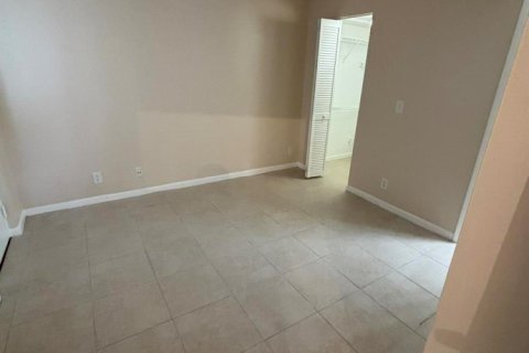 Copropriété à louer à Coral Springs, Floride: 2 chambres, 78.97 m2 № 2085938 - photo 14