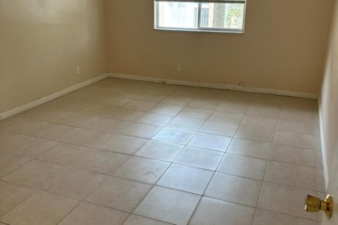 Copropriété à louer à Coral Springs, Floride: 2 chambres, 78.97 m2 № 2085938 - photo 11