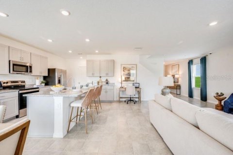 Casa en venta en Hudson, Florida, 4 dormitorios, 210.98 m2 № 1905587 - foto 8