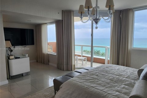 Condominio en venta en Sunny Isles Beach, Florida, 4 dormitorios, 254.18 m2 № 1887483 - foto 2