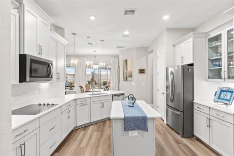 Villa ou maison à vendre à Howey-in-the-Hills, Floride: 4 chambres, 235.79 m2 № 2095556 - photo 12
