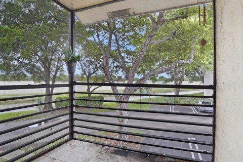 Copropriété à louer à Pompano Beach, Floride: 2 chambres, 81.75 m2 № 2387275 - photo 28