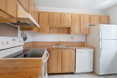 Copropriété à louer à Pompano Beach, Floride: 2 chambres, 81.75 m2 № 2387275 - photo 2