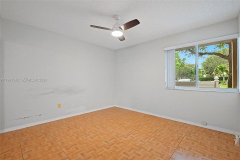 Copropriété à vendre à Tamarac, Floride: 2 chambres, 112.88 m2 № 2048077 - photo 22