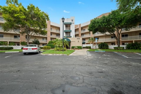 Condo à Tamarac, Floride, 2 chambres  № 2048077