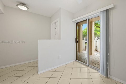 Copropriété à vendre à Tamarac, Floride: 2 chambres, 112.88 m2 № 2048077 - photo 5