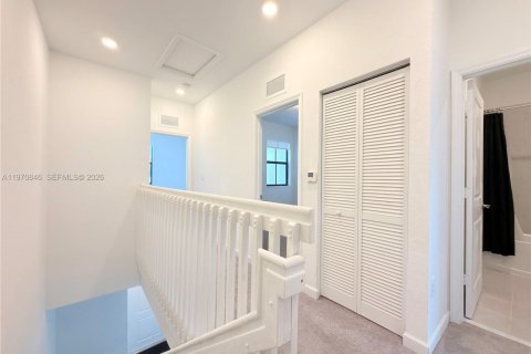 Touwnhouse à louer à Homestead, Floride: 3 chambres, 129.41 m2 № 2046170 - photo 17