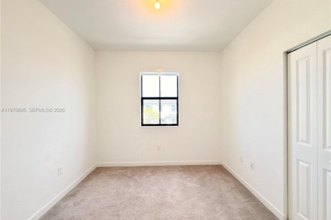 Touwnhouse à louer à Homestead, Floride: 3 chambres, 129.41 m2 № 2046170 - photo 19