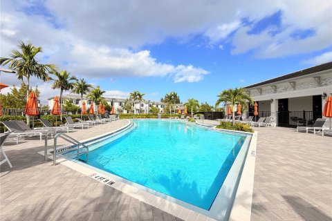 Touwnhouse à louer à Homestead, Floride: 3 chambres, 129.41 m2 № 2046170 - photo 29