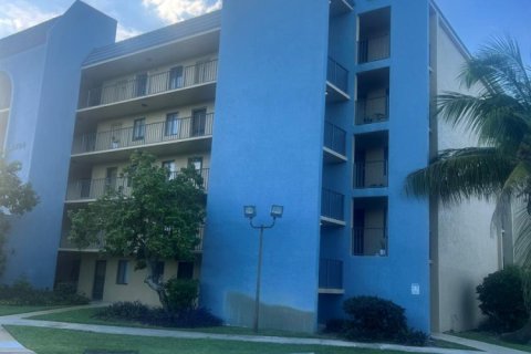 Condo à West Palm Beach, Floride, 2 chambres № 2390165
