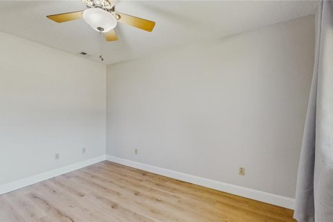 House in Orlando, Florida 3 bedrooms, 213.95 sq.m. № 1651659 - photo 18