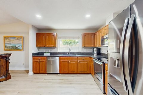 House in Orlando, Florida 3 bedrooms, 213.95 sq.m. № 1651659 - photo 11