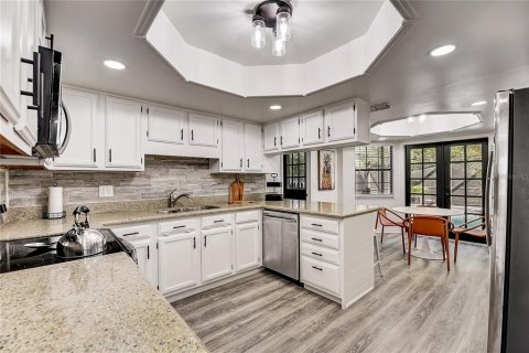 House in Kissimmee, Florida 6 bedrooms, 354.61 sq.m. № 1533180 - photo 29