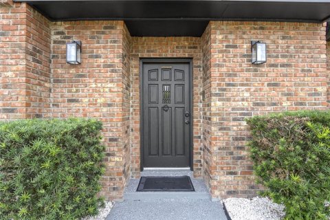 House in Kissimmee, Florida 6 bedrooms, 354.61 sq.m. № 1533180 - photo 9