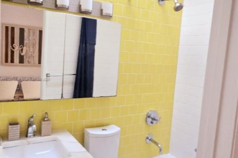 Condominio en venta en Miami Beach, Florida, 1 dormitorio, 37.25 m2 № 1473460 - foto 10