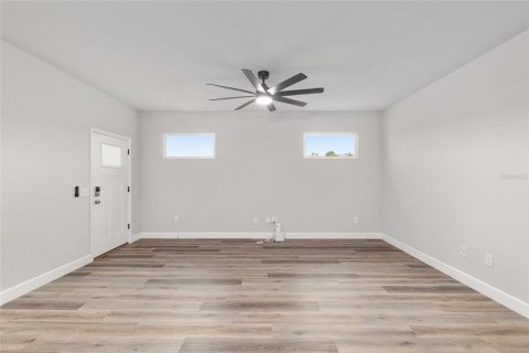 House in Newberry, Florida 3 bedrooms, 120.4 sq.m. № 1824068 - photo 7