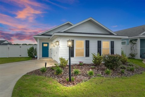 House in Newberry, Florida 3 bedrooms, 120.4 sq.m. № 1824068 - photo 1
