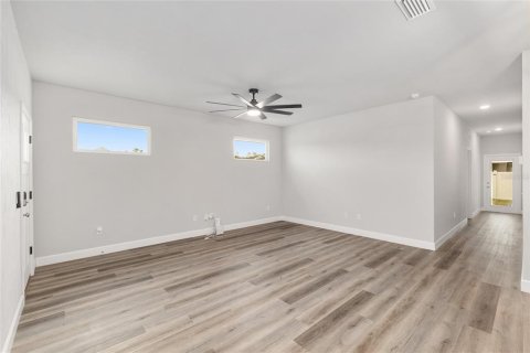 House in Newberry, Florida 3 bedrooms, 120.4 sq.m. № 1824068 - photo 8