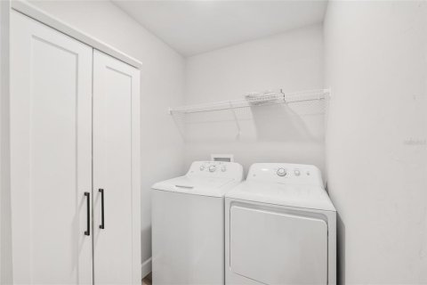 House in Newberry, Florida 3 bedrooms, 120.4 sq.m. № 1824068 - photo 24