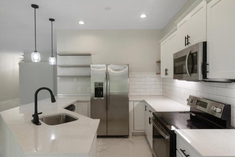 Casa en venta en Nokomis, Florida, 2 dormitorios, 147.53 m2 № 1908966 - foto 21