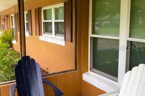 House in Chuluota, Florida 6 bedrooms, 206.8 sq.m. № 2338921 - photo 5