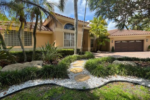 Купить виллу или дом в Уэстон, Флорида 5 спален, 297.47м2, № 2006632 - фото 12