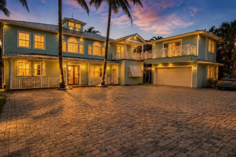 Villa ou maison à Stuart, Floride 6 chambres, 372.72 m2 № 2089405