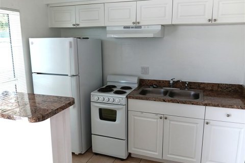 Снять в аренду квартиру в Данедин, Флорида 2 комнаты, 51.1м2, № 2148855 - фото 4