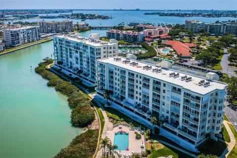 Condominio en South Pasadena, Florida, 2 dormitorios № 2119620