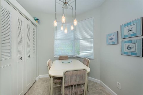 Condo in South Pasadena, Florida, 2 bedrooms № 2119620 - photo 13