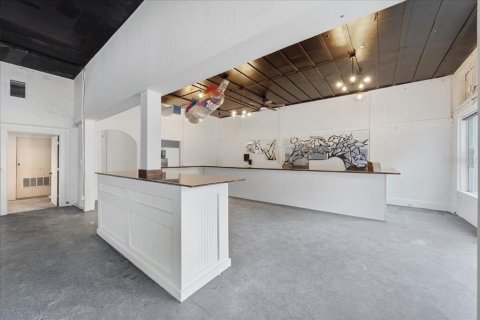 Immobilier commercial à vendre à Saint Petersburg, Floride: 646.6 m2 № 2406916 - photo 27