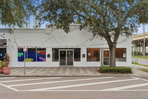 Immobilier commercial à vendre à Saint Petersburg, Floride: 646.6 m2 № 2406916 - photo 7