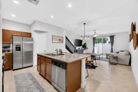 Touwnhouse à vendre à Stuart, Floride: 3 chambres, 149.94 m2 № 2399855 - photo 5