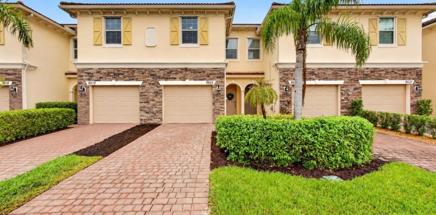 Touwnhouse à Stuart, Floride 3 chambres, 149.94 m2 № 2399855