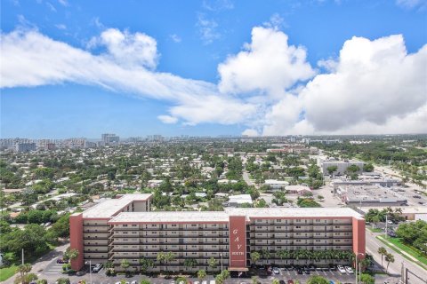 Condo in Pompano Beach, Florida, 2 bedrooms  № 2080611 - photo 21
