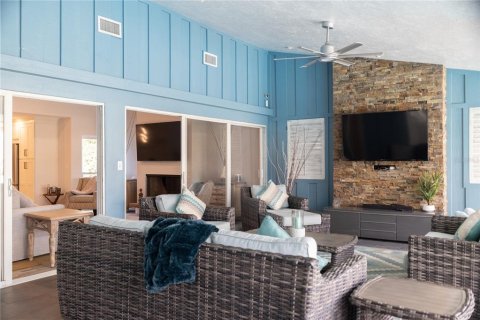 Снять в аренду виллу или дом в Сарасота, Флорида 3 спальни, 257.99м2, № 1390640 - фото 9